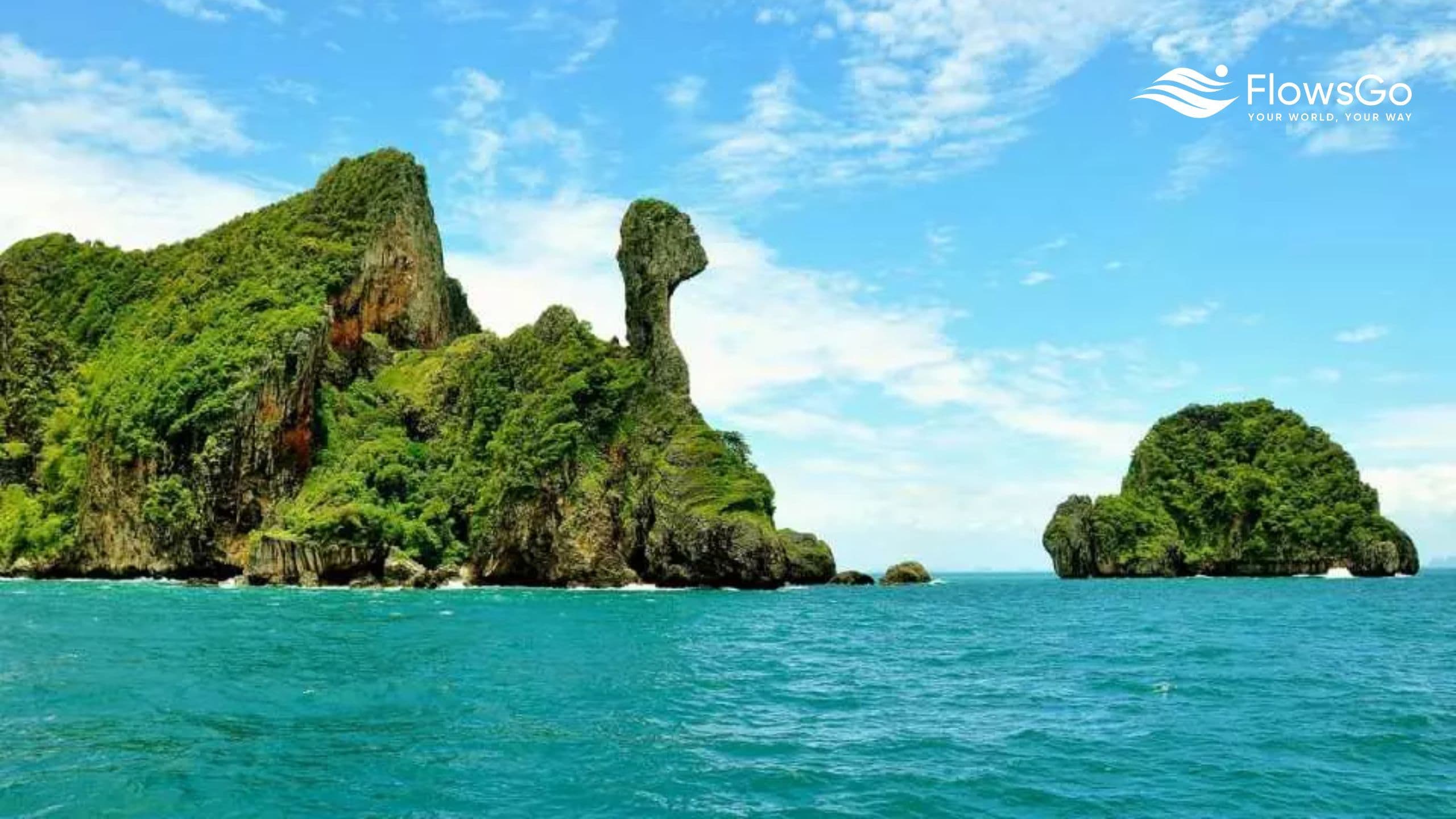 7 Món Đồ "Must-have" Cho Chuyến Du Lịch Biển Hoàn Hảo